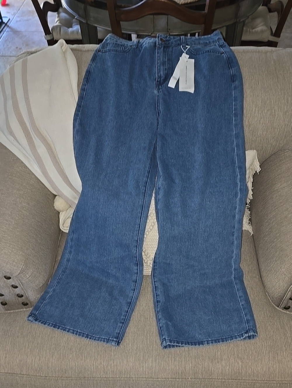 BRAND NEW FISEOW High-Rise Wide-Leg Denim Jeans SIZE MEDIUM